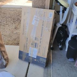 Delta Children Changing Table