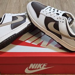 Nike Dunk Low Size 7.5 For Men/ Fits Size 9 In Women 