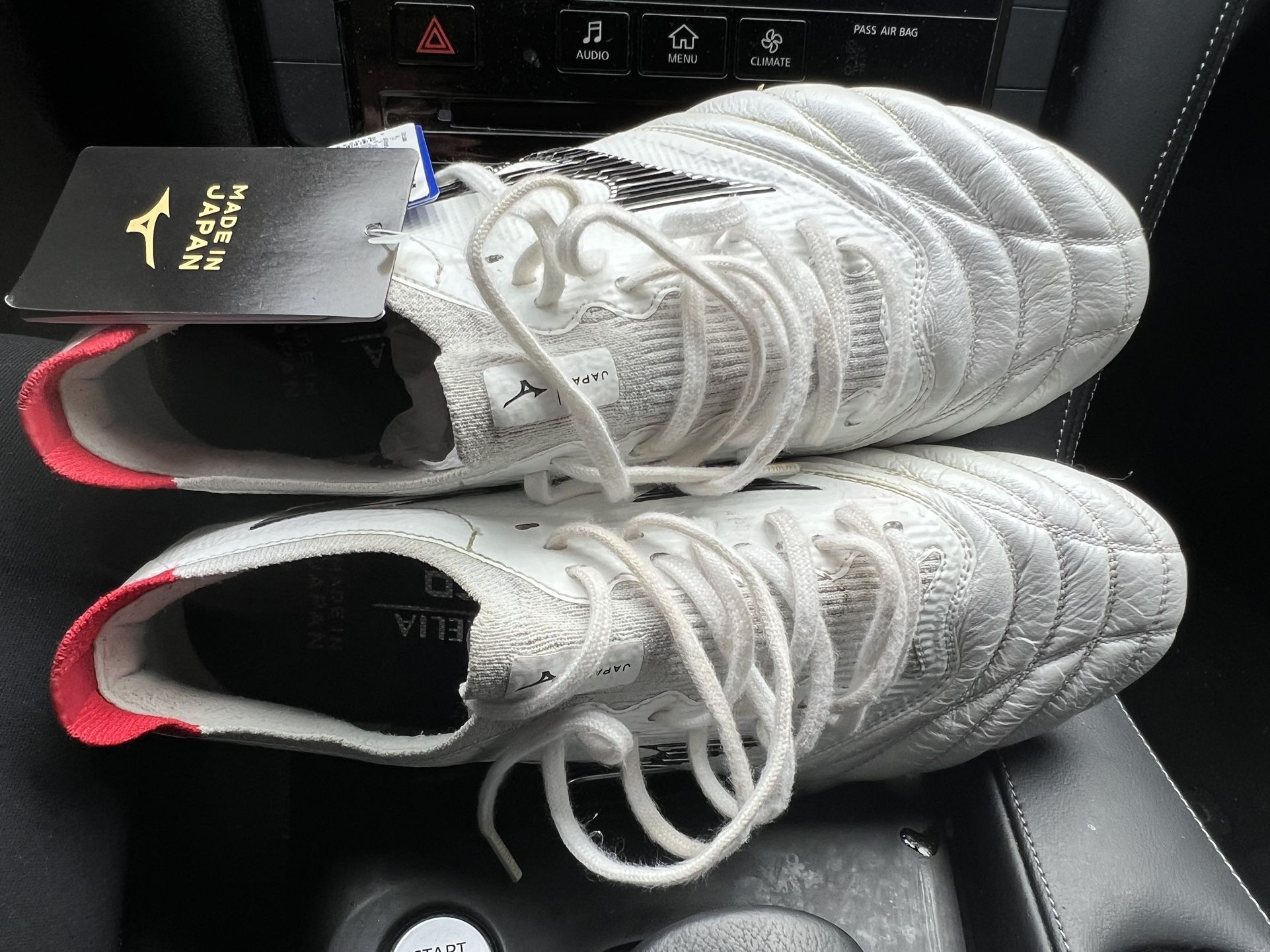 Mizuno Neo 3 Beta Made In Japan Size 7.5