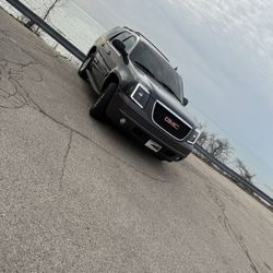 2011 GMC Yukon