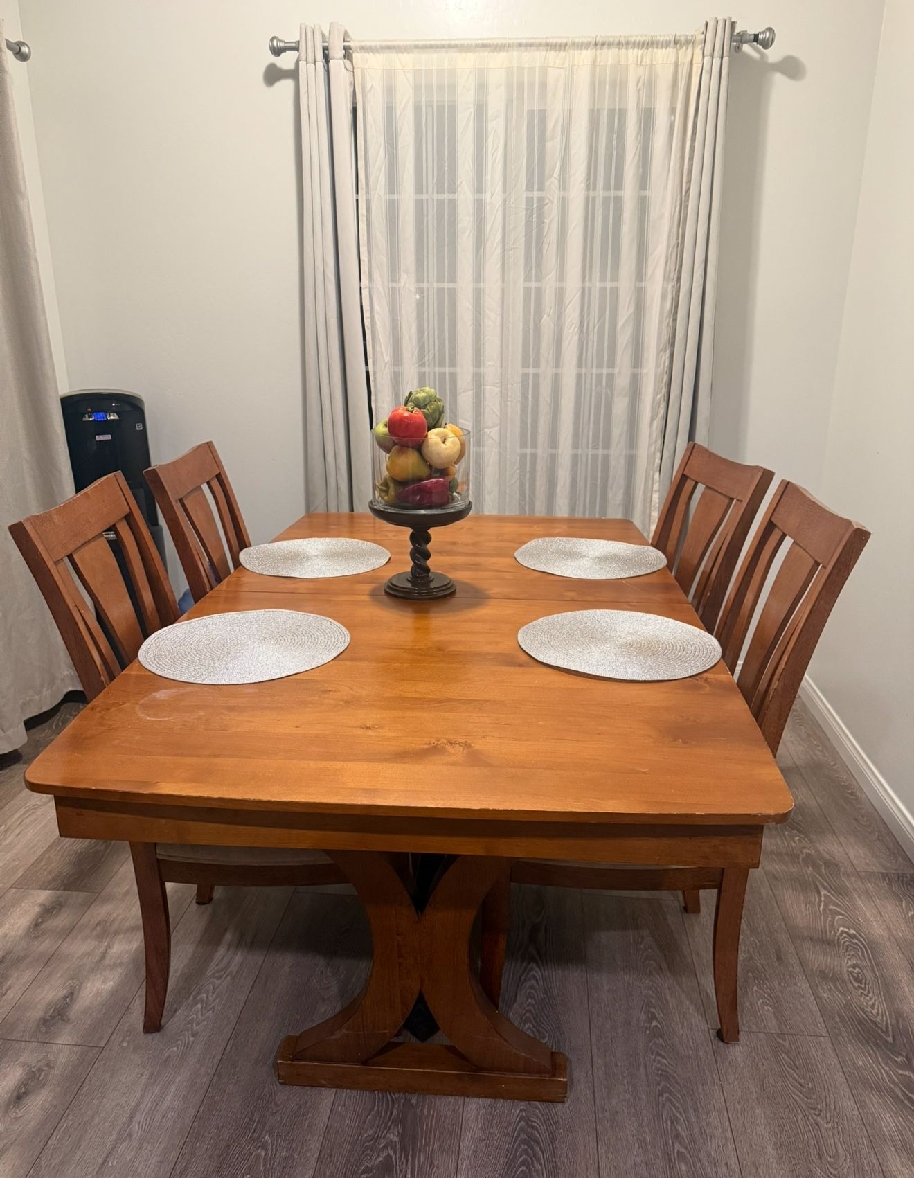 The Table Expands So It’s Little And Big, Comes With 4 Chairs. First One To Text Me Gets The Table