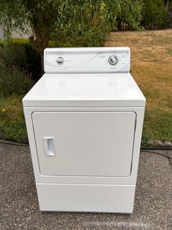 Speed Queen Electric Dryer - Super Clean - Like New