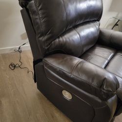  Power reclining chair