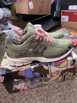 Bryant Giles x New Balance 2002R