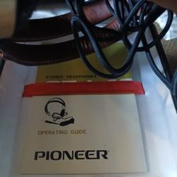 PIONEER STEREO HEADPHONES