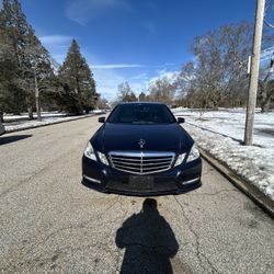 Mercedes Benz E350.