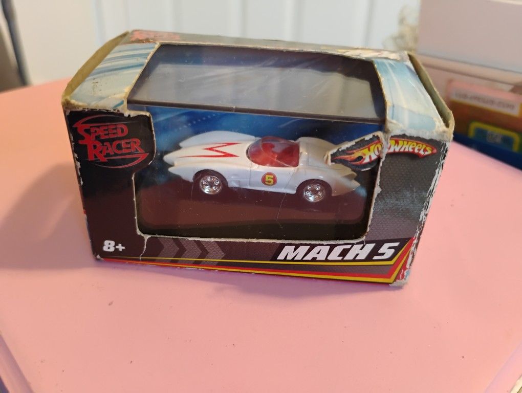 Hot Wheels Speed Racer Mach 5 white.