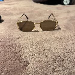 Glasses / sunglasses