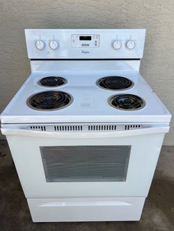 Whirlpool electric stove( delivery available)