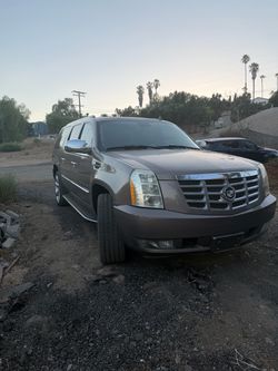 Cadillac Escalade Full-Size SUV