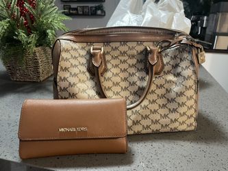 michale kors purse and wallet