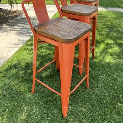 Orange metal Wood Seat Bar Stool Set Of 4