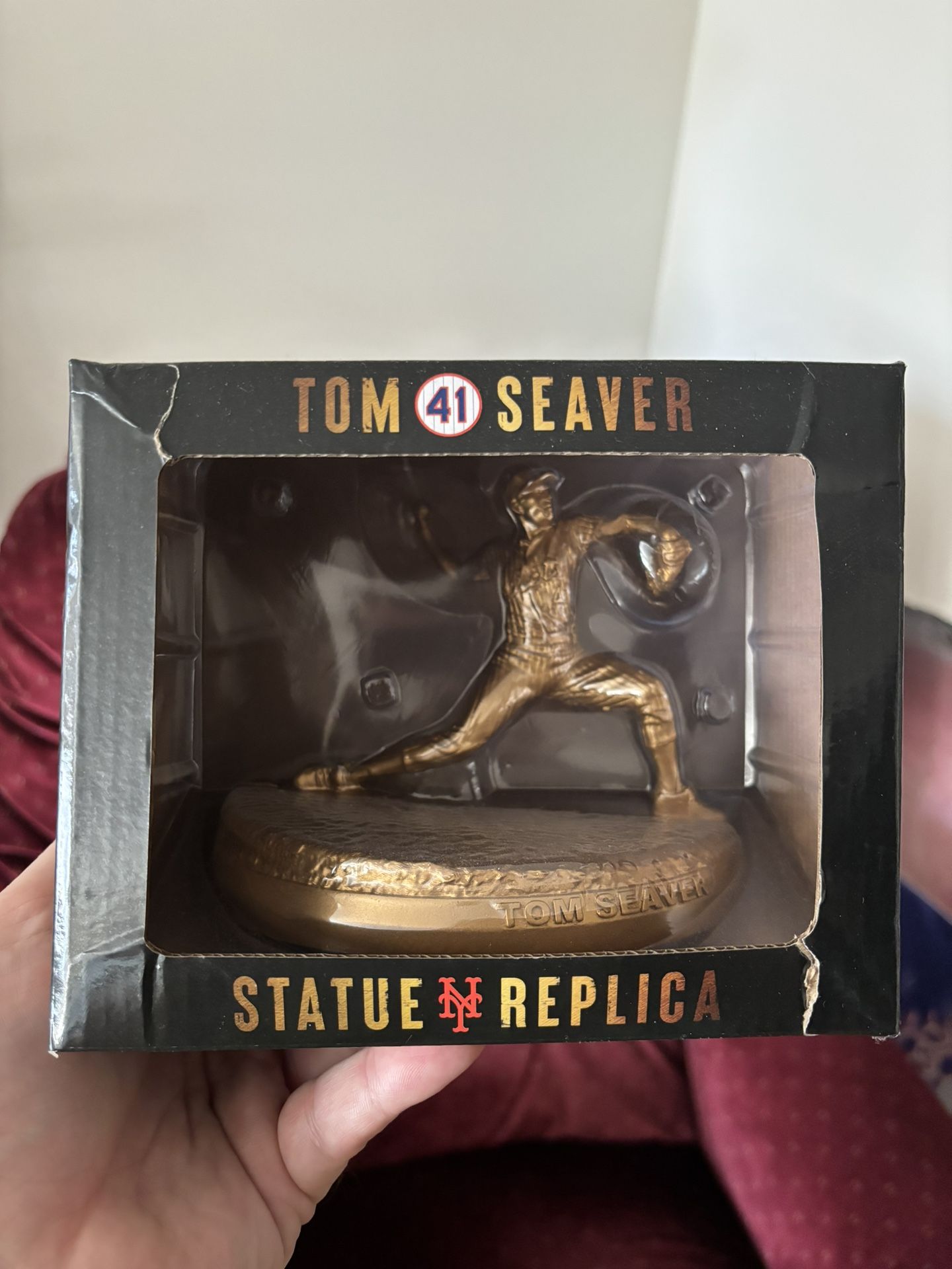 Tom Seaver statue replica New York Mets