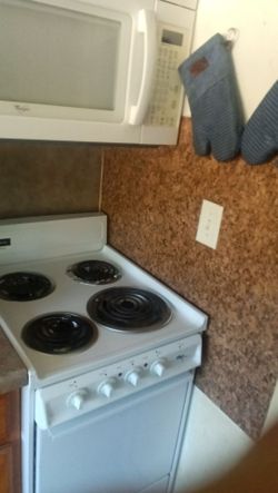Electric stove apartment size