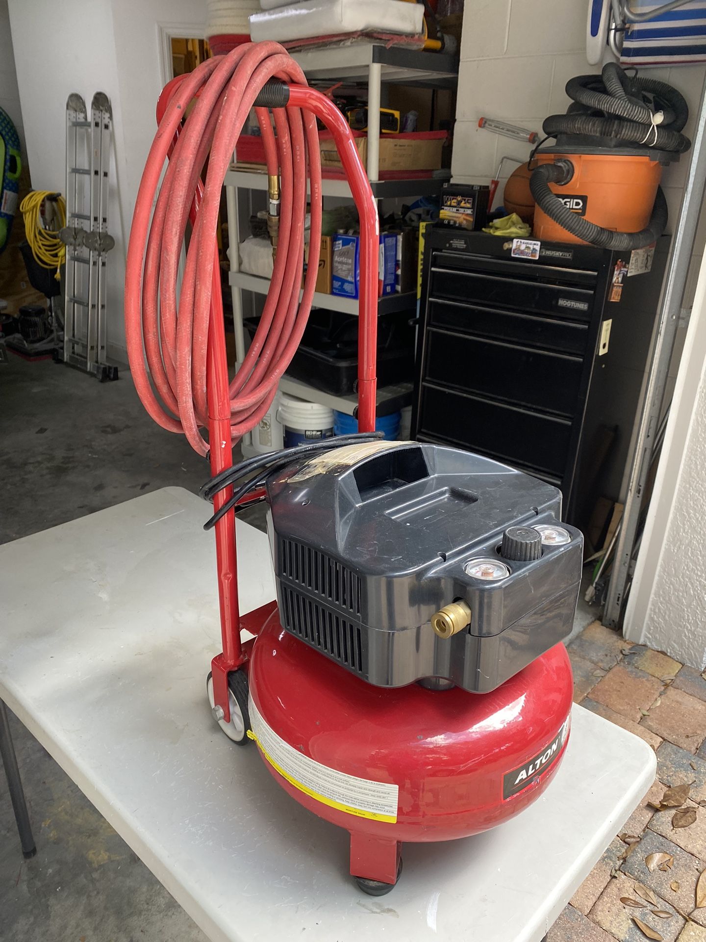 Air Compressor 