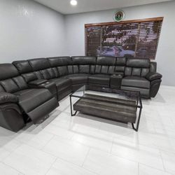 New Power Recliner Sectional Couch! Free Delivery 🚚! Financing Available! 