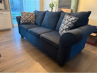 Like New Sofa Couch
