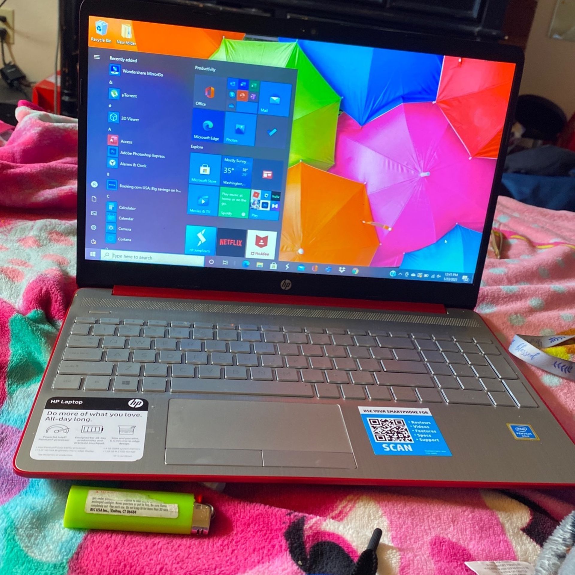 RED HP LAPTOP $200