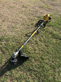 DEWALT 27cc 2-Stroke Gas Straight Shaft String Trimmer with Attachment Capability