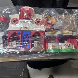 Fisher-Price Little People Farm Playset – New (Sealed Bag)