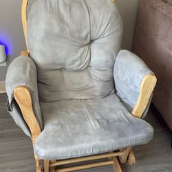 Rocking Chair For Baby Nursery