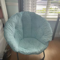 Bedroom Chair 