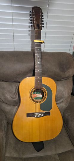 GUITARRA DE 12 CUERDAS ,DOCEROLA REQUINTO, HECHA EN BRASIL MARCA GIANNINI  $330 OBO