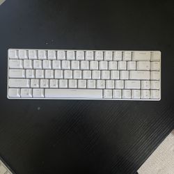 Free White RK Mechanical custom Keyboard ! 