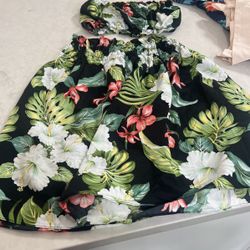 Hawain Girls Dress Size L