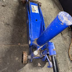 Forklift Jack 
