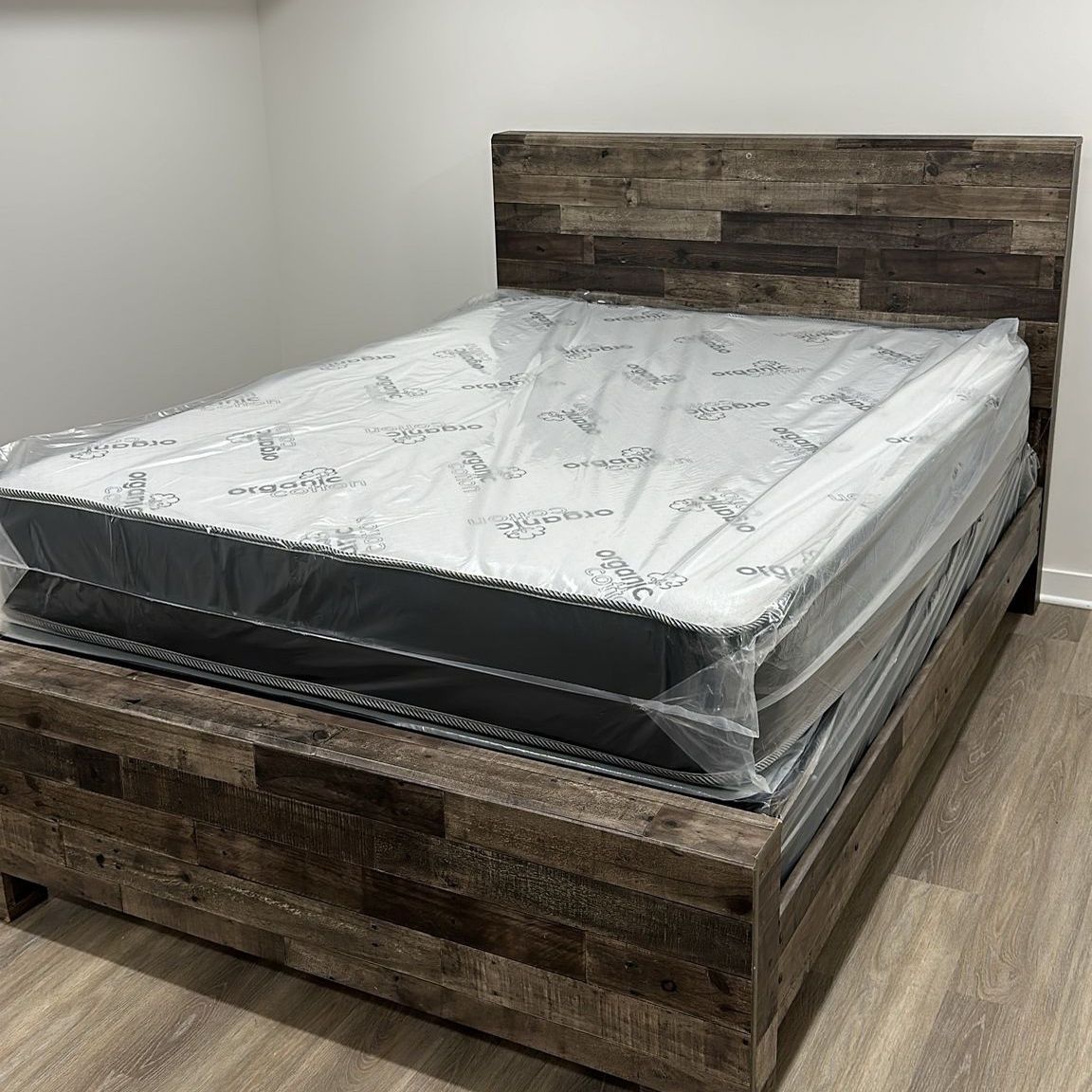 Queen Classic Mattress And Box Spring