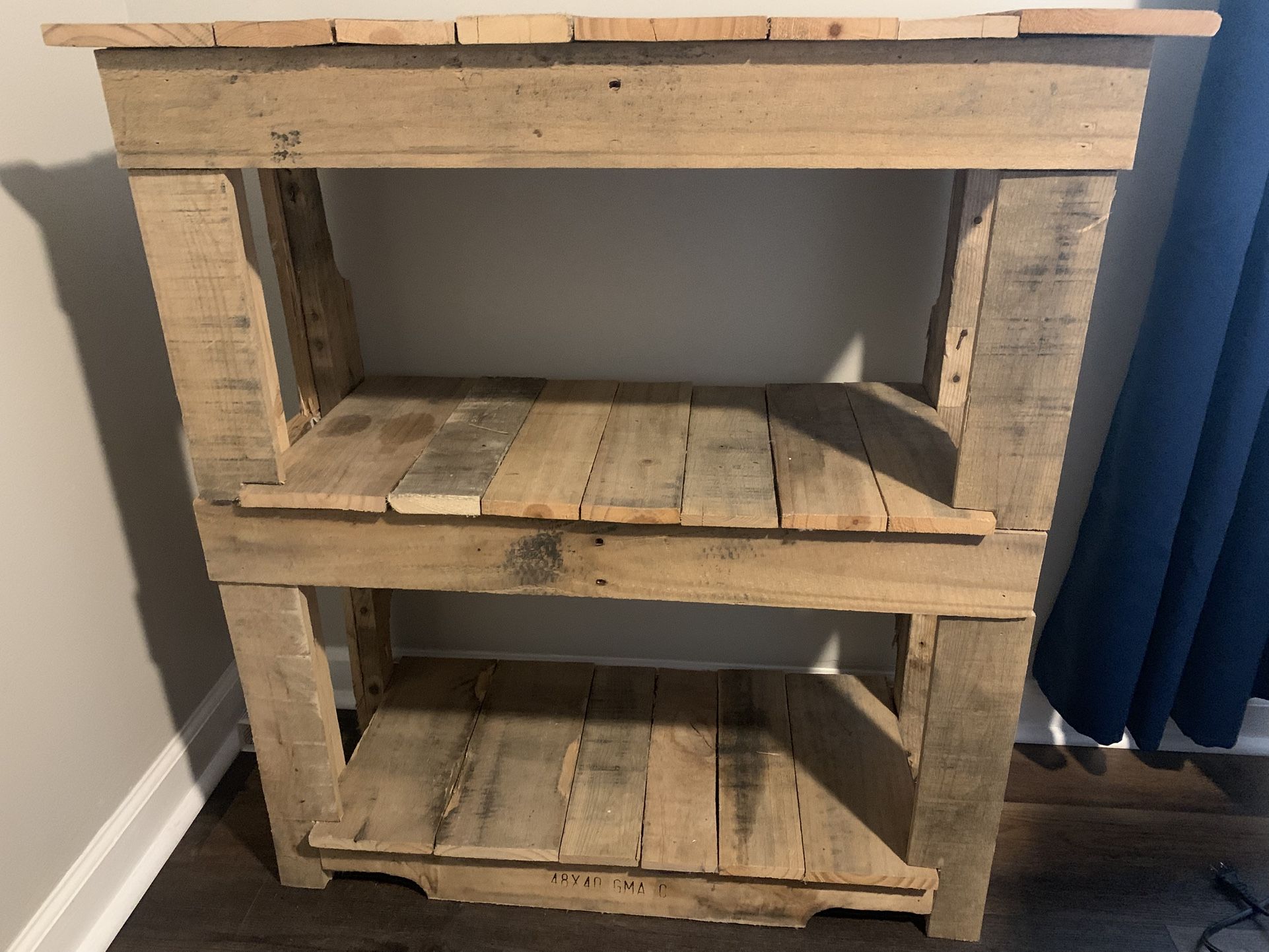 Reclaimed Wood Pallet Shelving Unit