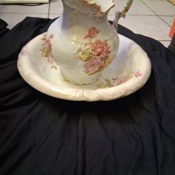 Antique Porcelain "Chamber Set"  aka "Washbasin"