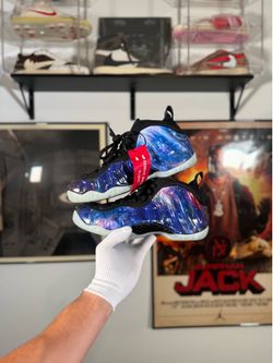 🌌 Galaxy Foamposites Size 10.5 (VNDS)🔥 Authentic