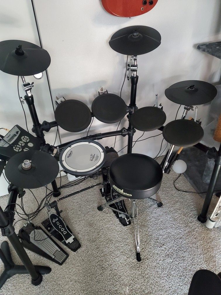 Roland TD6V Electronic Drumset for Sale in Bothell, WA OfferUp