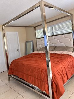 Bedroom set for sale