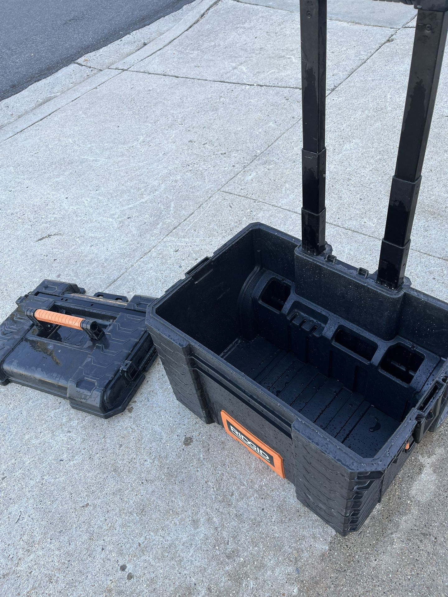 Rigid Rolling Tool Pack