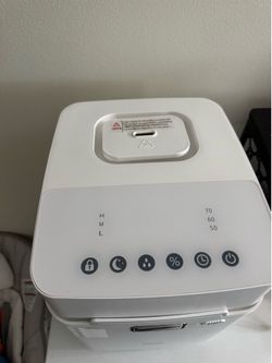 *Moving Sale* Humidifier