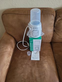 GROWNSY BOTTLE WARMER 8-In - 1 In Working Condition. 