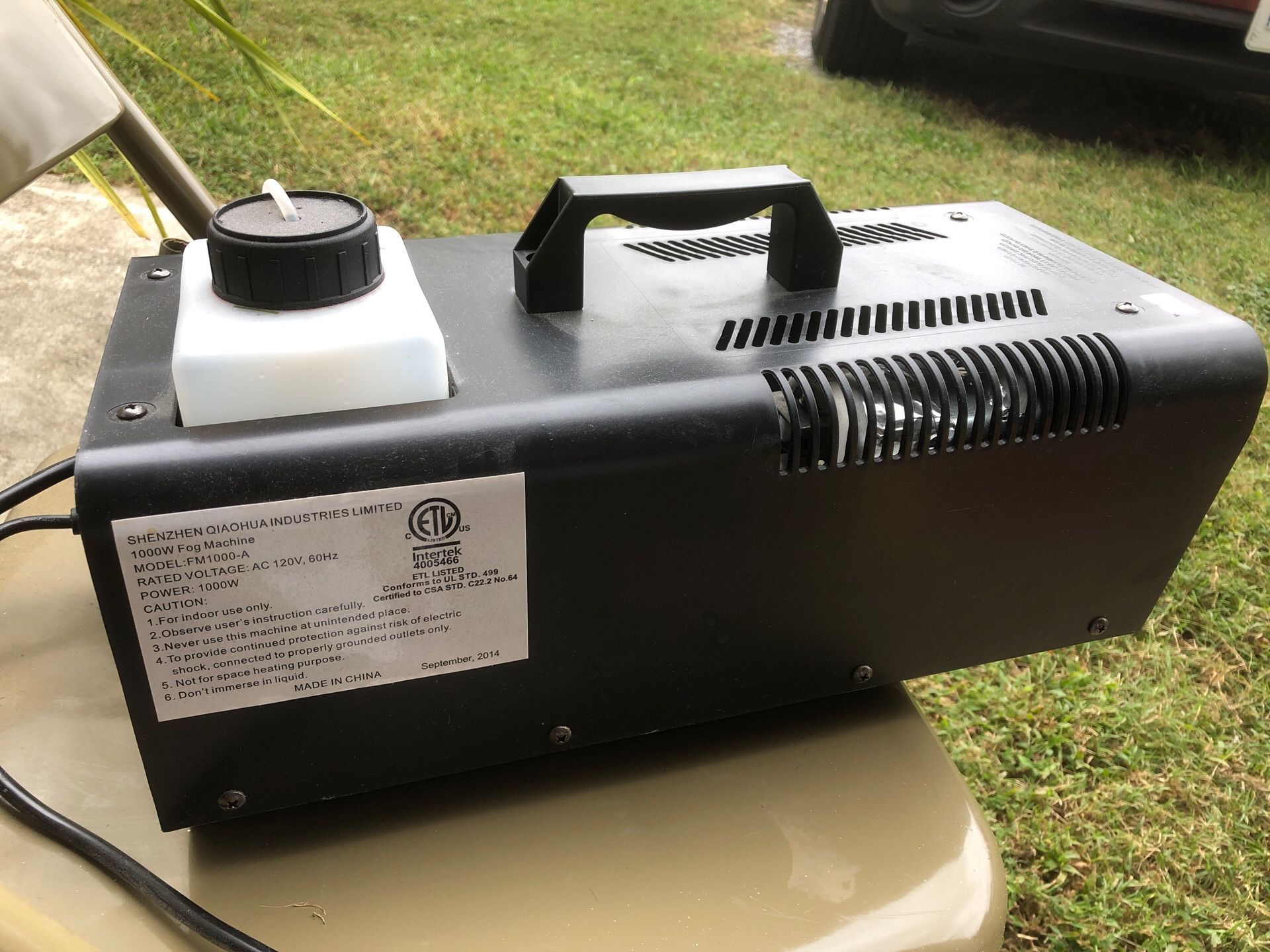 FM1000-A Professional Fog Machine