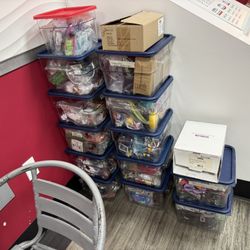 Cake Toppers and Tubs