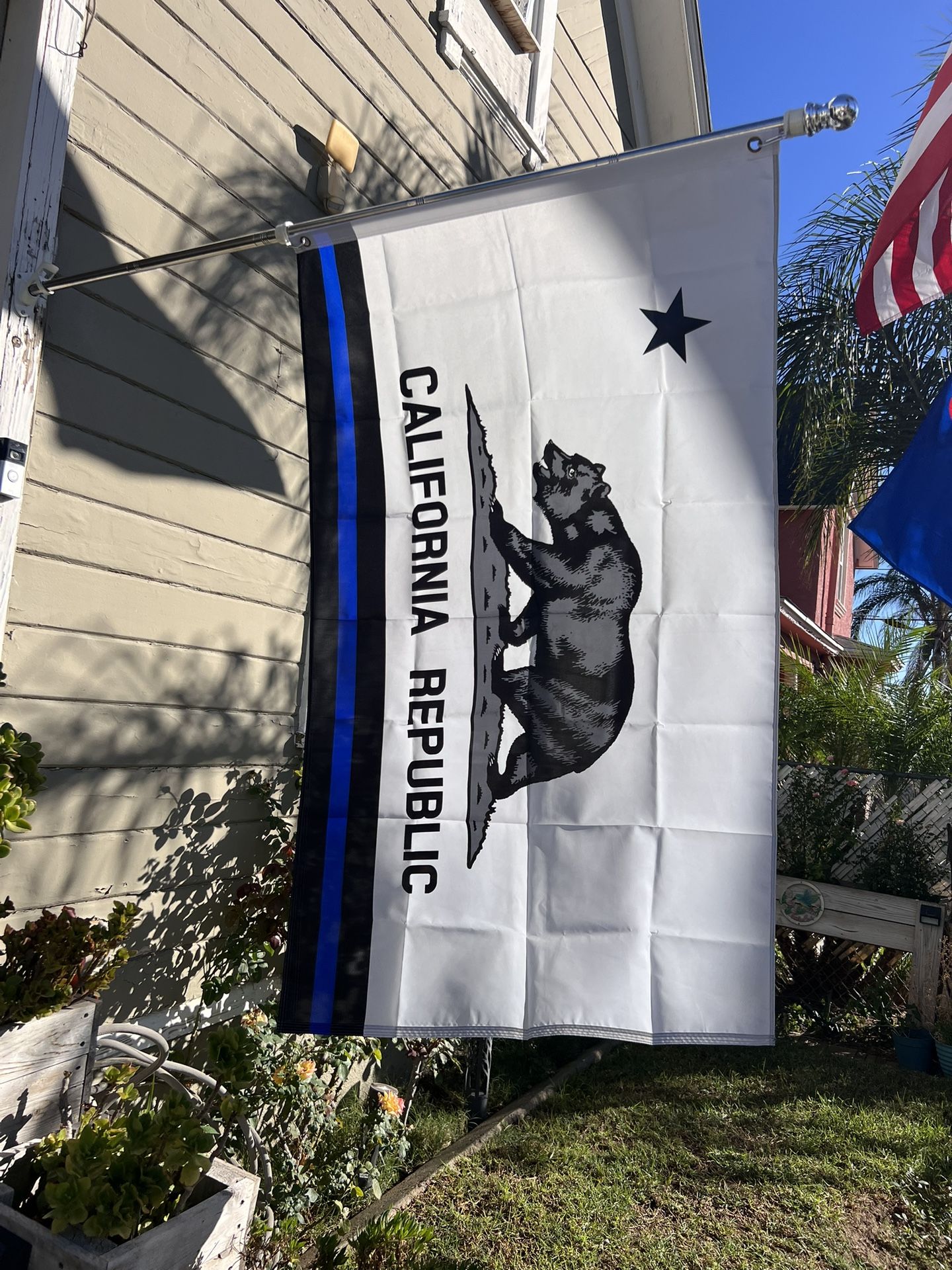 California Republic thin Blue Line Flag Size 3ftx5ft