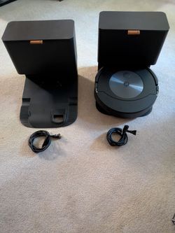 Robot Roomba Combo.  Great Condition.