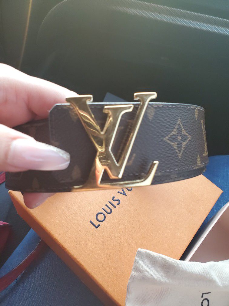 Louis Vuitton Belt Unisex for Sale in Pharr, TX - OfferUp