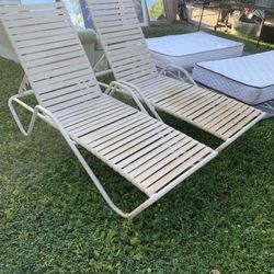 Lounge chair 2 For $30