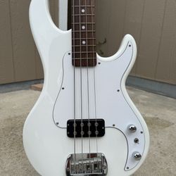 G&L Kiloton Bass