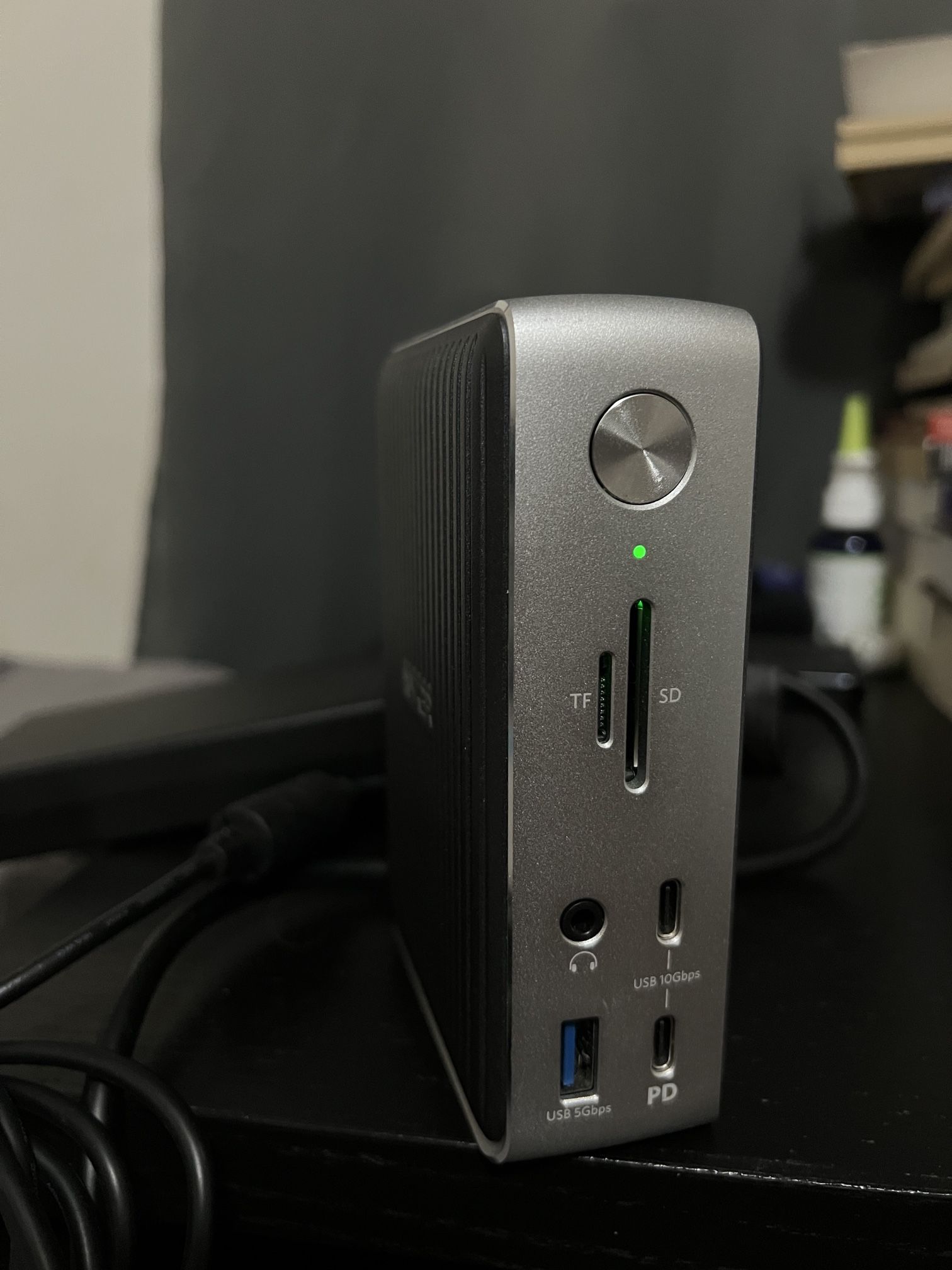 Anker PowerExpand Elite 13-in-1 Thunderbolt 3 Docking Station
