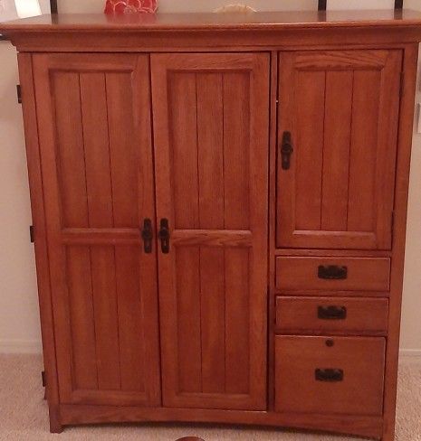 Oak Office Cabinet - Beautiful And Functional