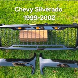 Chevy Silverado 1999-2002 Grille 