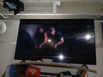 65" flat screen Screen Samsung smart TV